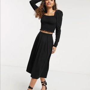 ASOS box pleat skirt size 4 petite black